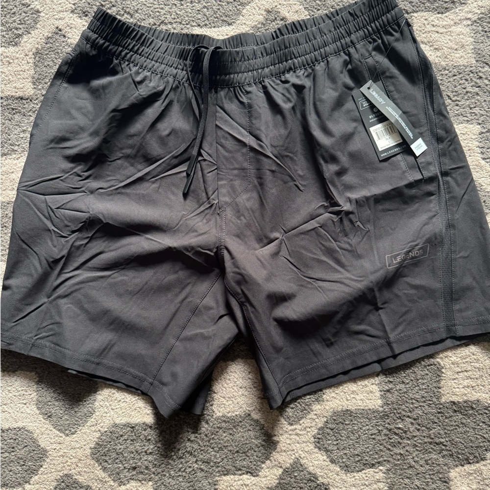 NWT Men's Legends Bishop Shorts - Black Large 7”